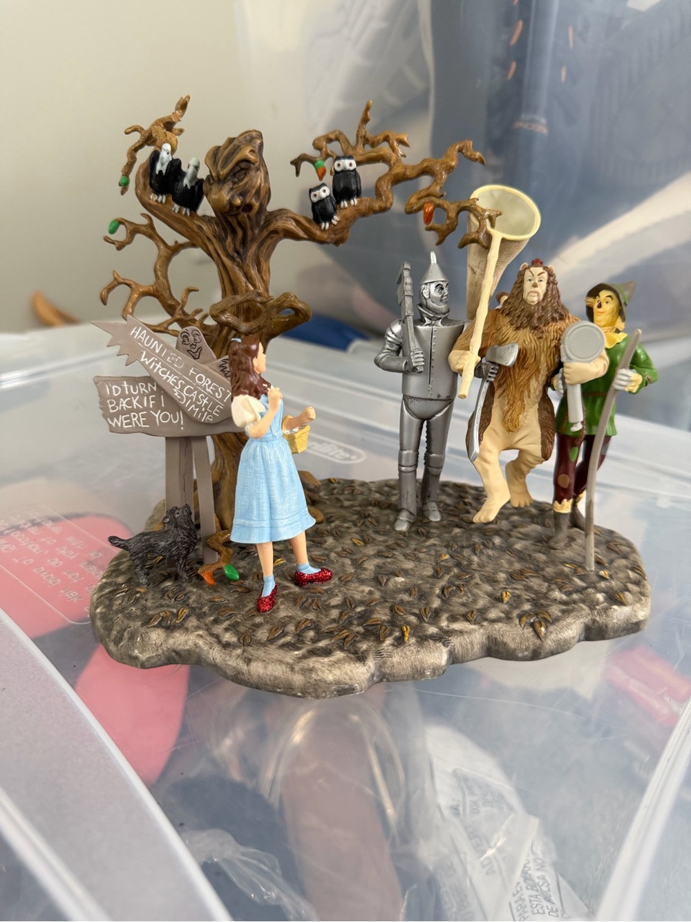 Dept 56 Wizard of Oz The Spooky Forest #59362 2004 Retired no box